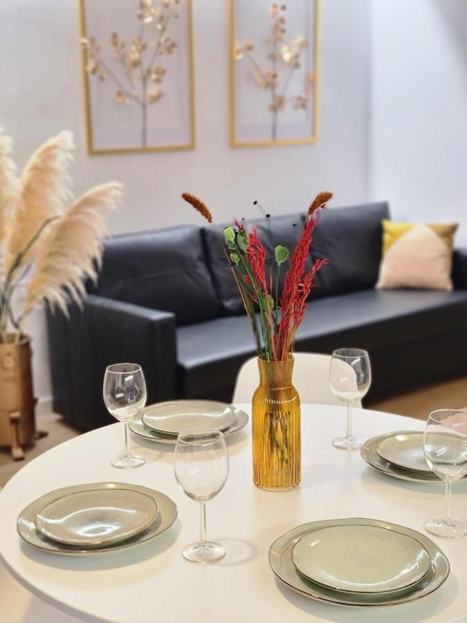 Las Artes Hlius Luxury Apartments فالنسيا المظهر الخارجي الصورة