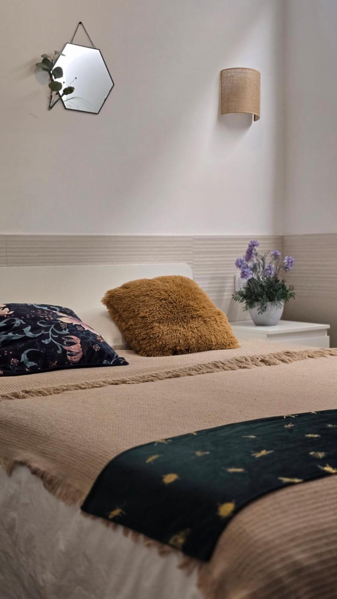 Las Artes Hlius Luxury Apartments فالنسيا المظهر الخارجي الصورة